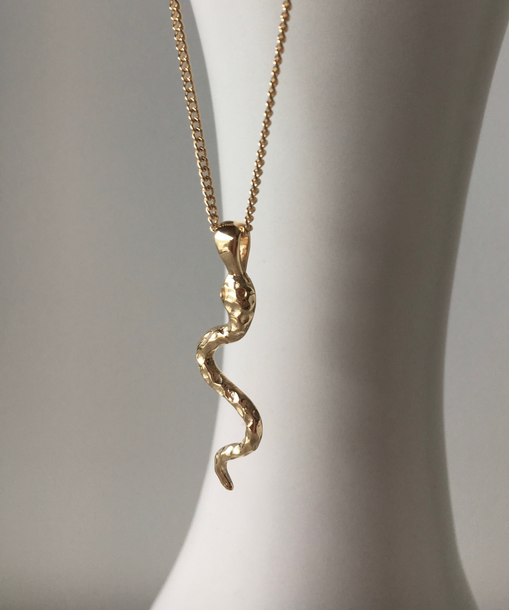 Lisa Hoskin Jewellery - SNAKE PENDANT IN GOLD